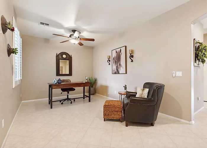 Springs Holiday home Goodyear